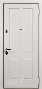Белая входная дверь премиум ПР №13 с отделкой МДФ RAL - фото